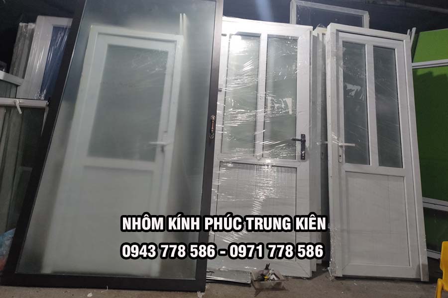 cac-loai-cua-nhom-kinh